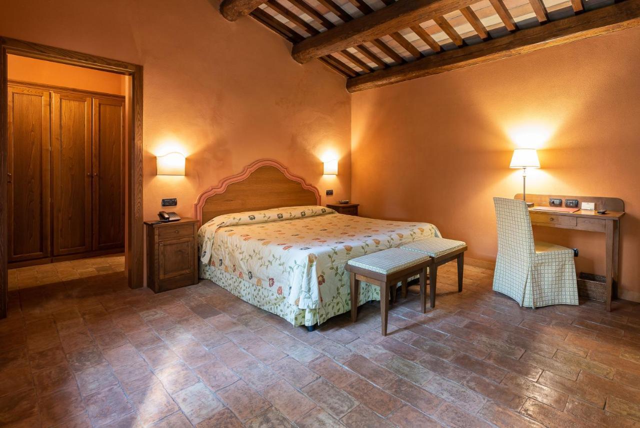 Borgo Lanciano Hotell Castelraimondo Eksteriør bilde