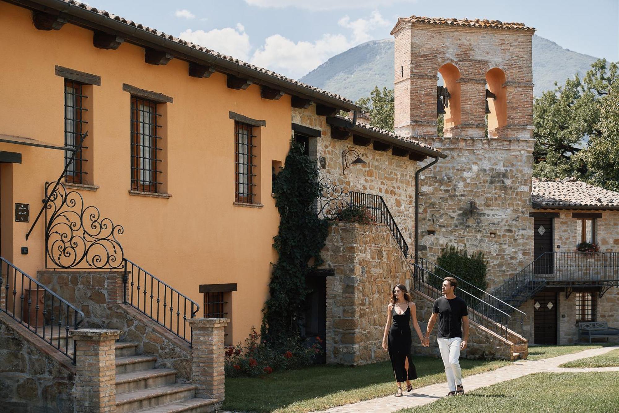 Borgo Lanciano Hotell Castelraimondo Eksteriør bilde